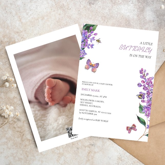 Lila blommigt Butterfly-babyduschinbjudan Inbjudningar (Skapare uppladdad)