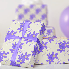 Lila Blommigt Cream Birthday Wrapping Papper Presentpapper