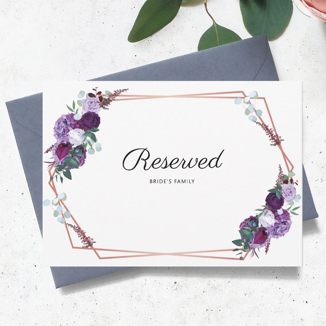 Lila Blommigt Geometric Bröllop Reserved Sign (Purple Floral Geometric Reserved Bride Family Card)