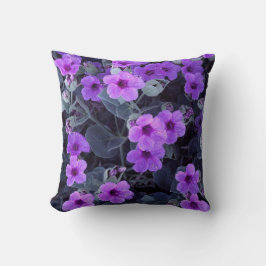 Lila Blommigt Pillow Kudde