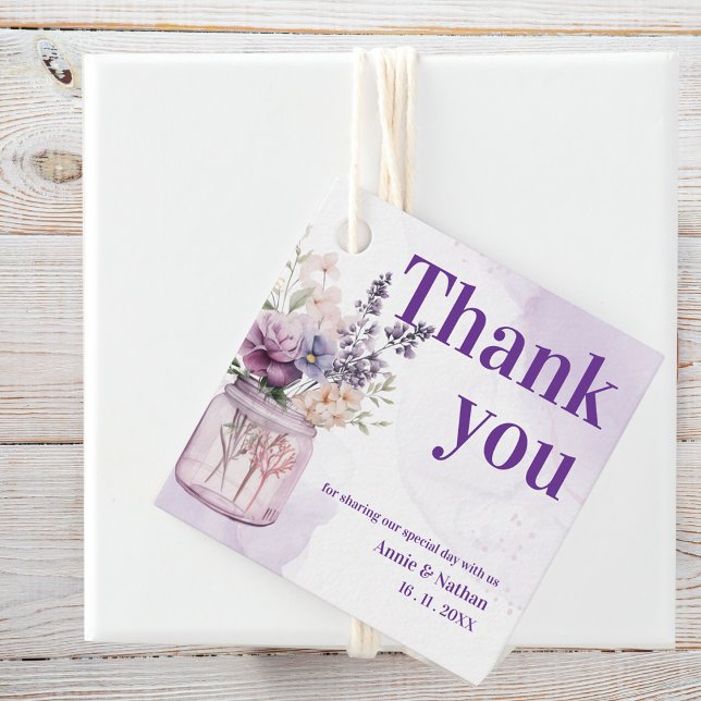 Lila Blommigt Tack för Bröllopsfesten Meddelande Gåvor Etiketter (Purple Florals Thank you Message Wedding Party Favor Tags)
