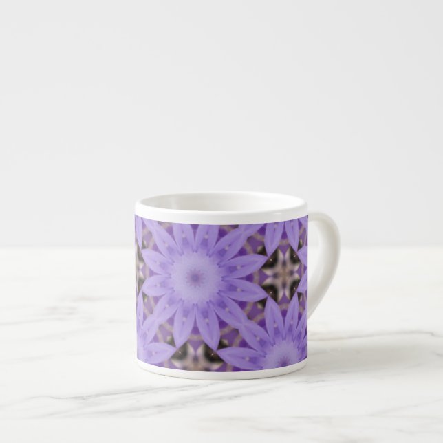 Lila blommor espressomugg (Framsida höger)