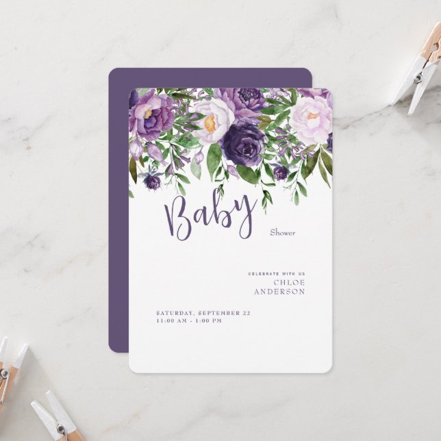 Lila blommor Flicka-skuvret har avrundats Inbjudningar (Fram/Back In Situ)