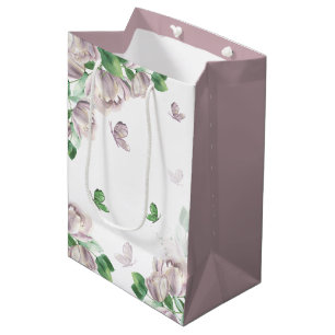 lila blommor grönska fjärilar