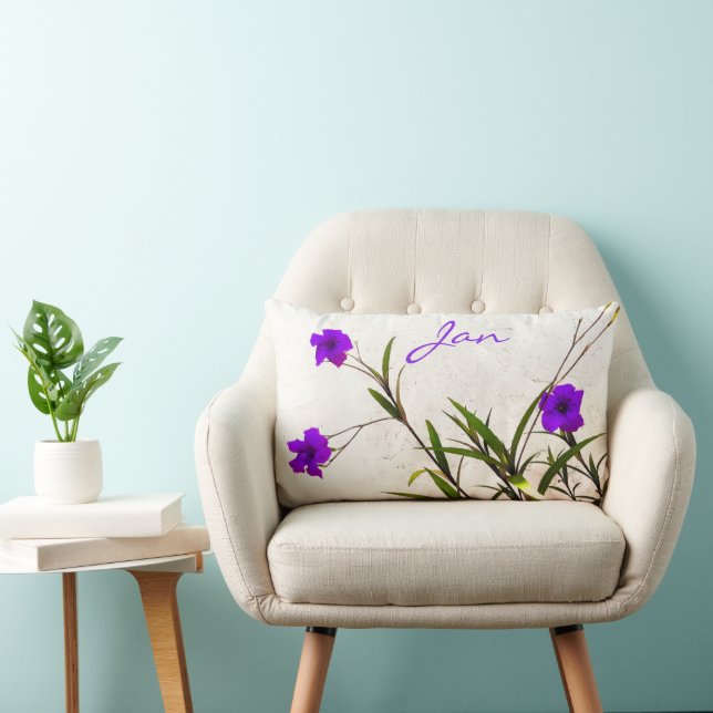 Lila blommor i Breeze Dekorativ kudde (Stol)