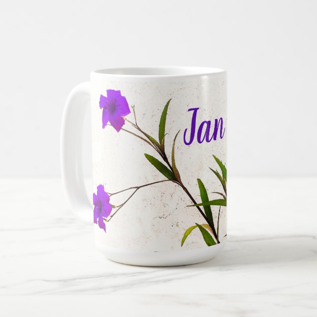 Lila blommor i brisen kaffemugg (Framsida vänster)