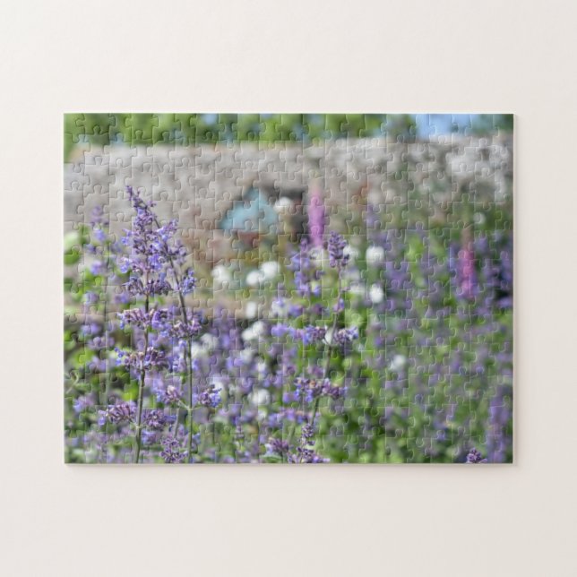 Lila blommor Land House Garden Cotswments UK Pussel (Horisontell)