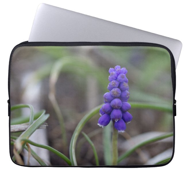 Lila blommor laptop fodral (Framsidan)