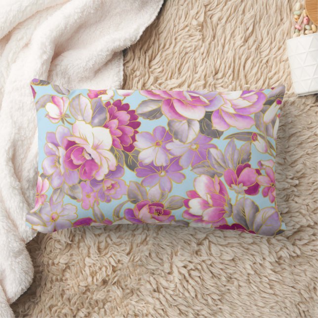 Lila blommor Lumbar Pillow Lumbarkudde (Filt)