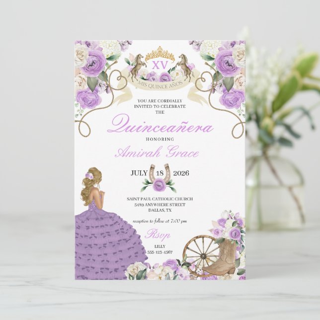 Lila blommor Western Cowgirl Quinceañera Inbjudningar (Stående Fram)