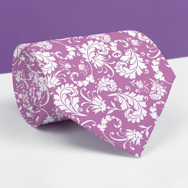Lila blommotiv skräddarsydd slips (Skapare uppladdad)