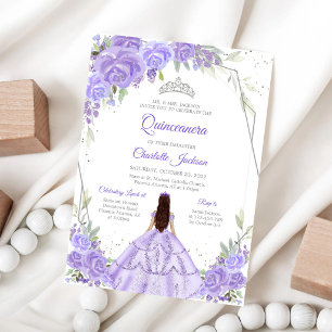 Lila blomster-quinceanera-inbjudan inbjudningar