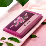 Lila Blooming Lily Sweet Heart Trifold Wallet<br><div class="desc">Den här illustrationen har ett känsligt rosa hjärta,  en blomande lilja och text som lätt kan bli personlig.</div>