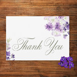 Lila Boho WildblommWhite Bröllop Tack Kort<br><div class="desc">Fånga den lilla roliga elegansen med vårt vackra boho blommigt bröllop-svarskort med middagsval. Fintliga buketter av lila- och lavendelblommor, som är handmålade i en lös vattenfärg i stil, är konstnärligt placerade med grönt. Den här designen frammanar en känsla av naturskönhet och romantisk charm, perfekt för ditt utomhus- eller trädgårdsbröllop. Skapat...</div>