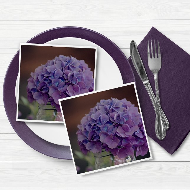 Lila bondrört i masonburk foto pappersservett (Rustic Purple Hydrangea in Mason Jar Photograph Table Napkins)