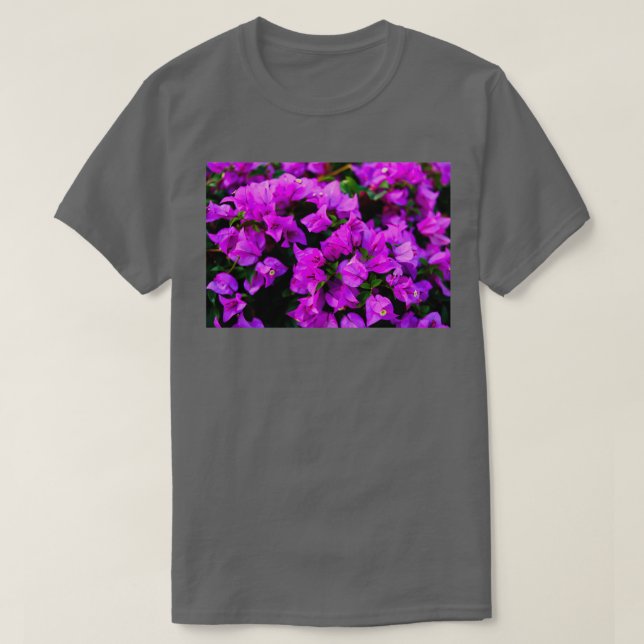 Lila bougainvillea blomma 3 t shirt (Design framsida)