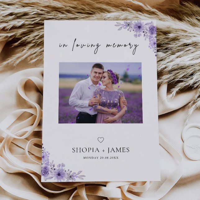 Lila Bröllop i Loving Memory-fotoskylt, Inbjudningar (Purple Wedding In Loving Memory photo Sign, Invitation)