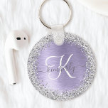 Lila Brushed Metall Silver Glitter Monogram Namn Nyckelring<br><div class="desc">Anpassa enkelt den här chicen av trendig-nyckelkedjan med söt silver mousserande glitter på en lila borstad metallbakgrund.</div>