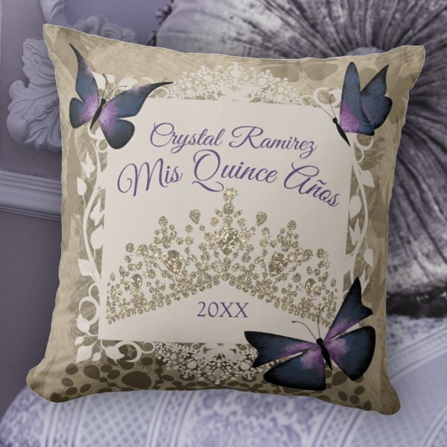 Lila Butterflies, Taupe Tiara Quinceanera Pillow Kudde (lavender plum purple quinceanera pillow vintage beige purple keepsake personalized throw gold tiara)