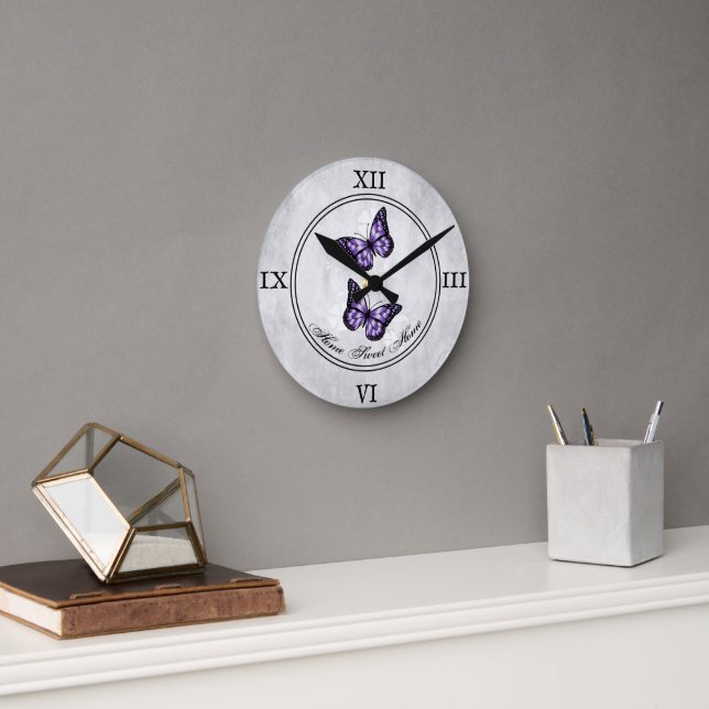 Lila Butterfly Blommigt Acrylic Wall Clock Rund Klocka (Kontor)