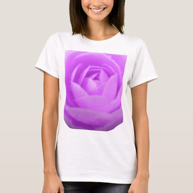 Lila Camellia T Shirt (Framsida)