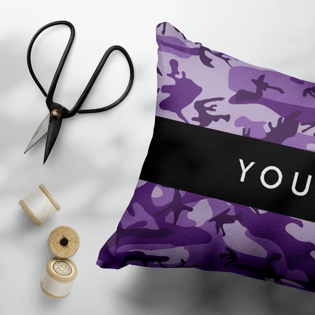 Lila Camouflage Ditt namn anpassar dig Prydnadskudde (Skapare uppladdad)