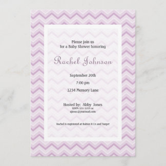 Lila Chevron Baby Shower-inbjudan Inbjudningar