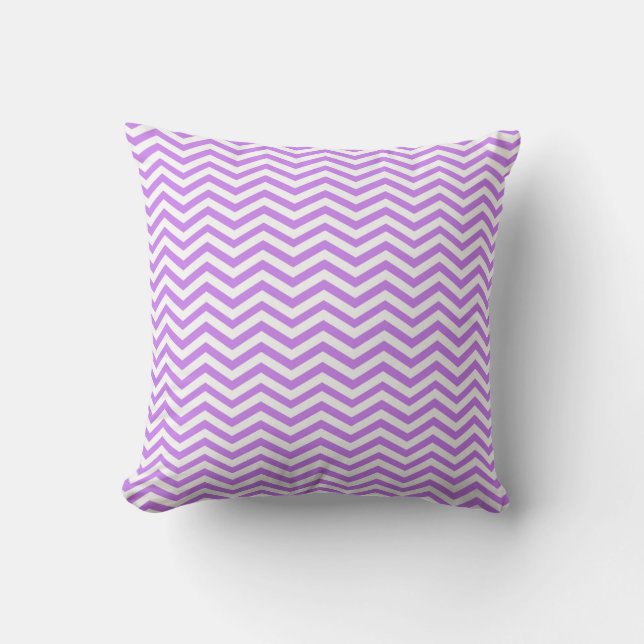 Lila Chevron Pillow Kudde (Framsida)