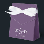Lila Classic Modern Monogram Bröllop Presentaskar<br><div class="desc">Favoriter för lila Klassiskt modernt monogram bröllop</div>