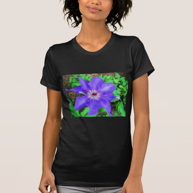 Lila Clematis Flower T-shirt (Framsida)