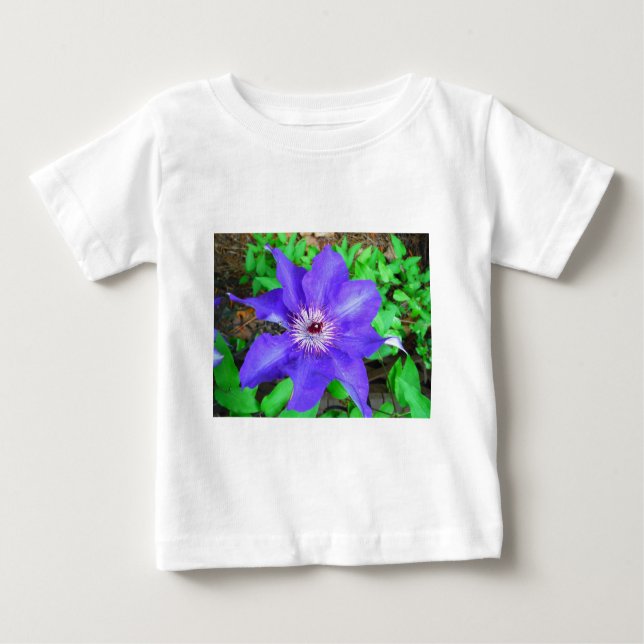 Lila Clematis Flower Tee Shirt (Framsida)