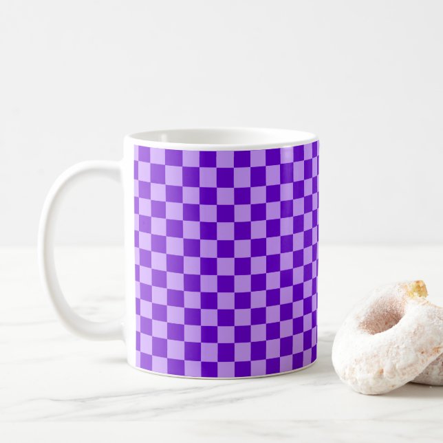 Lila Combination Checkerboard av Shirley Taylor Kaffemugg (Med munk)