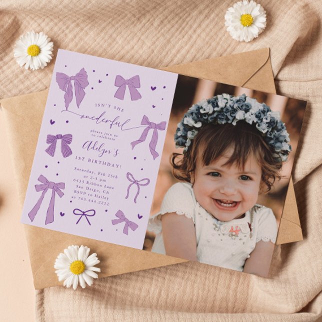 Lila Coquette Bows ONEderful Birthday Photo Inbjudningar (Skapare uppladdad)