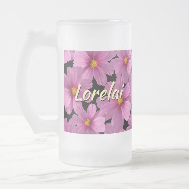 Lila Cosmos blommdesign i en svart bakgrund Frostat Ölglas (Vänster)