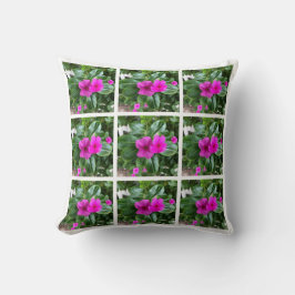Lila Costa Rica Flower Pillow Kudde