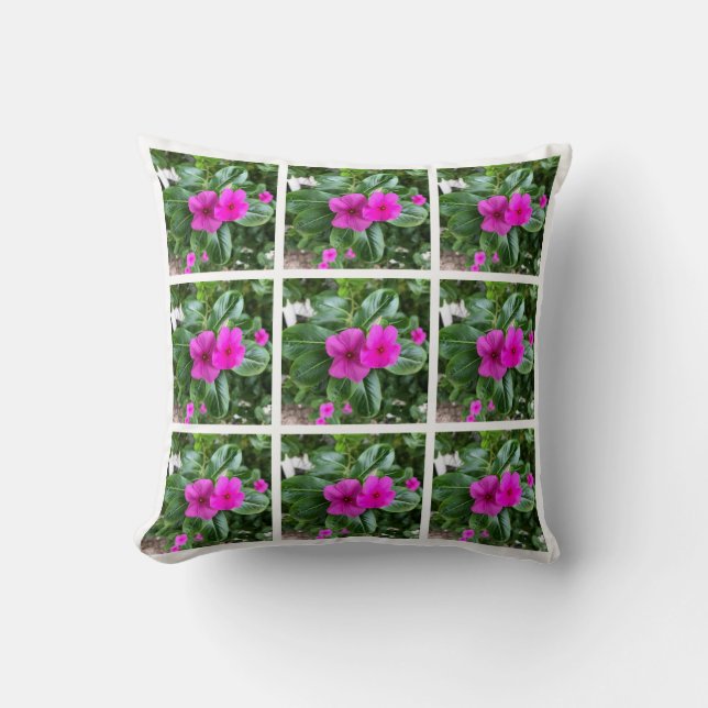 Lila Costa Rica Flower Pillow Kudde (Framsida)