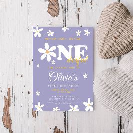 Lila daisy är inte hennes första födelsedag inbjudningar