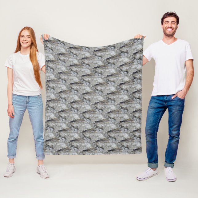 Lila Damselfly Nature Mönster Fleece Blanket (På plats)