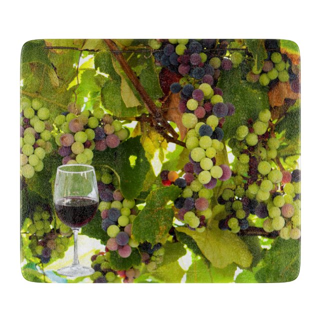 Lila druvor som odlas på vinet med Wineglass (Framsidan)