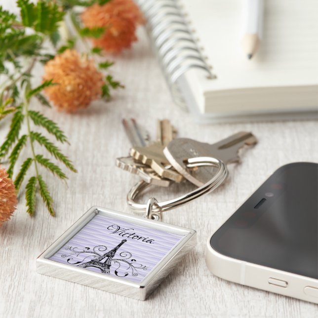 Lila Eiffel Torn Flourish Square Keychain Fyrkantig Silverfärgad Nyckelring (Sidan)