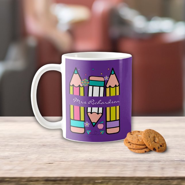 Lila Färgskrivare namn tecknad penna Kaffemugg (Skapare uppladdad)