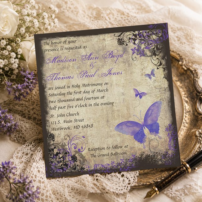 Lila Fjäril Vintage Fyrkantig Bröllopsinbjudan Inbjudningar (Purple Butterfly Vintage Square Wedding Invitation)