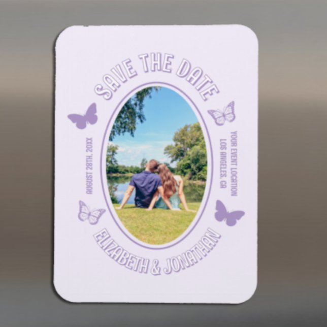 Lila fjärilar sparar datumet magnet (Skapare uppladdad)