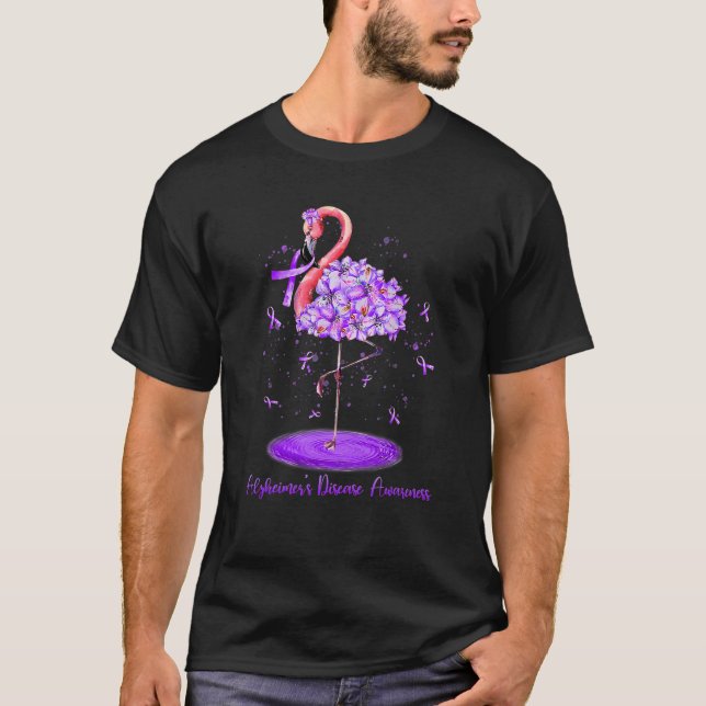 Lila Flamingo Alzheimers' Awareness Ribbon Manar W T Shirt (Framsida)