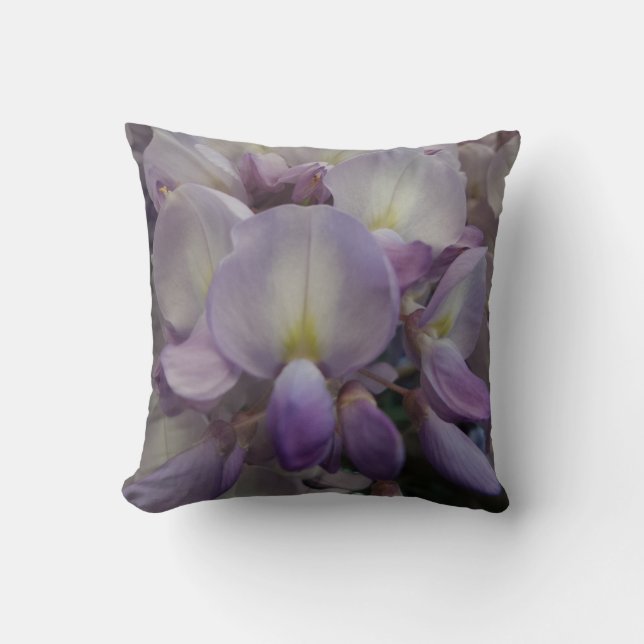 Lila Flower Dekorativ kudde (Framsida)