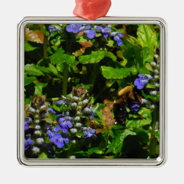 Lila Flower och Humla Julgransprydnad Metall (Framsidan)