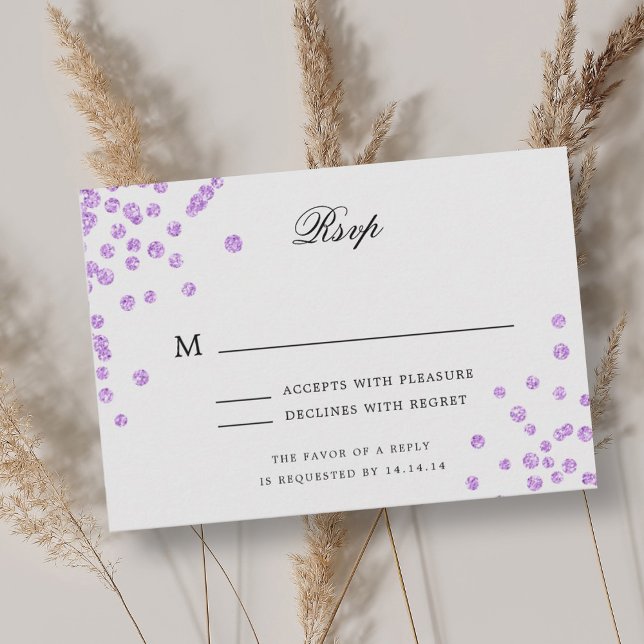 Lila för Bröllop OSA av elegant i skript Kort (Elegant Script Wedding RSVP Purple Confetti )