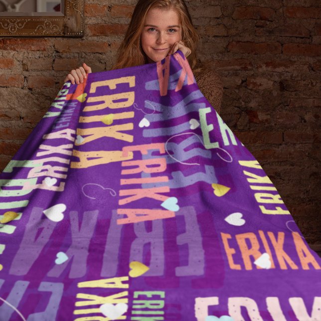Lila för Färg av Coola med monogrammad fetstil för Fleecefilt (Skapare uppladdad)