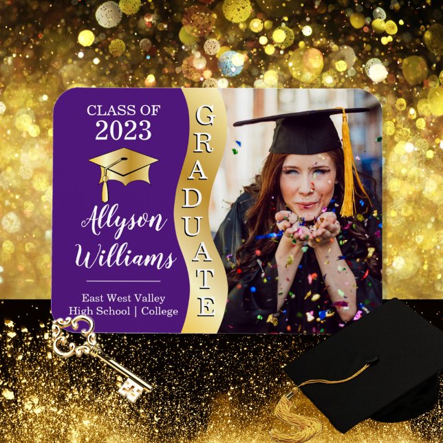 Lila | Foto av Wave Grad Cap från Guld Student Magnet (Skapare uppladdad)