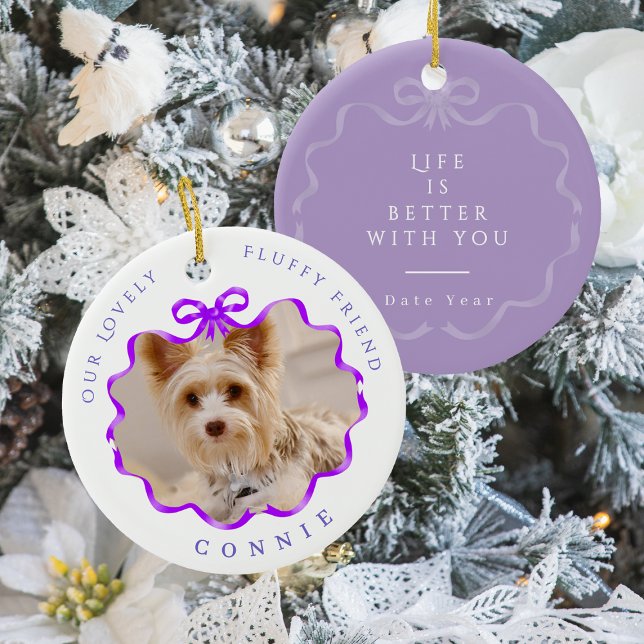Lila fotoband med rosett för minne av husdjur  julgransprydnad keramik (Bow Ribbon Pet Memory Photo Purple Ceramic Ornament)